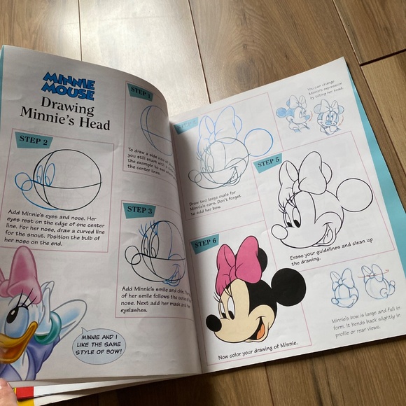 Disney Mickey Mouse Drawing Book - Picture 9 of 16